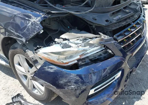 2015 Mercedes-Benz Ml 350 4Matic z USA, uszkodzony, nr VIN 4JGDA5HB4FA576366